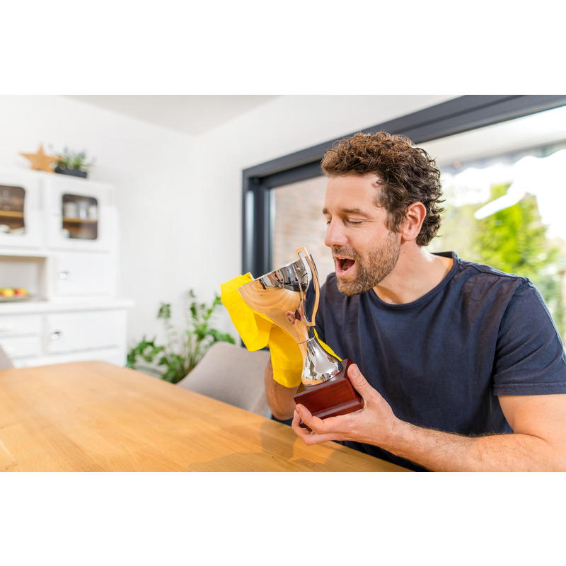 imb-0420-06-innen-esszimmer-pokal-20250126020001_a270c55c0aef1061